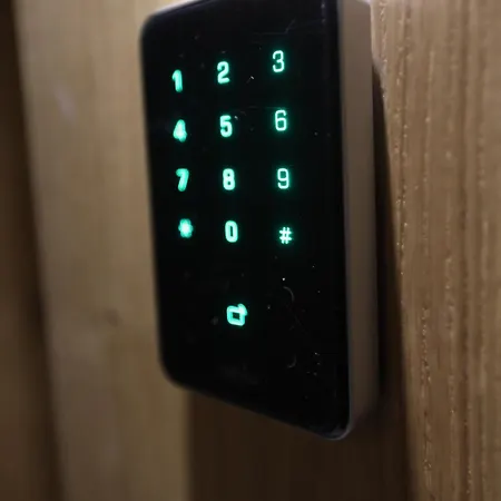 Escape Apartment *